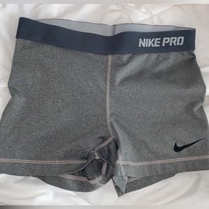 nike pros grey s